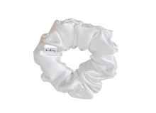 Load image into Gallery viewer, Diamond // full size scrunchie