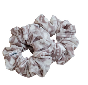 Neutrally Velvet // full size scrunchie