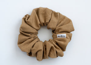 Toffee Linen // full size scrunchie