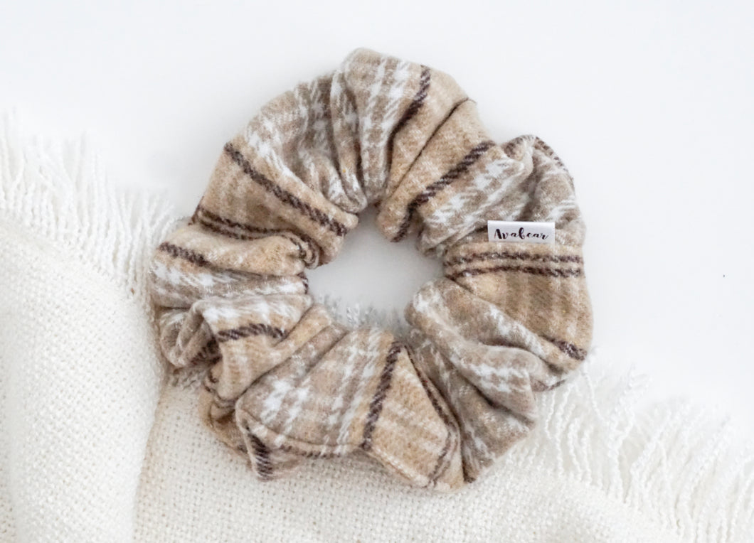 Flannel Plaid // full size scrunchie