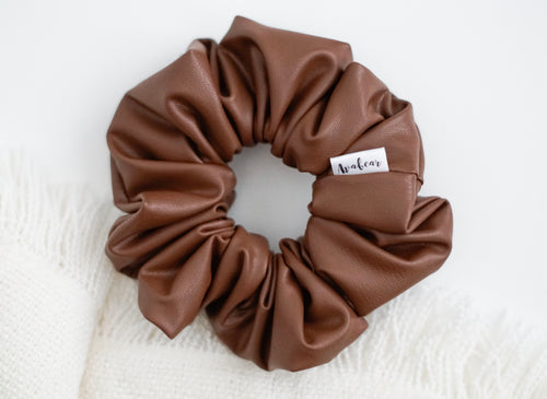 Faux Brown // full size scrunchie