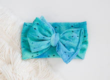 Load image into Gallery viewer, Aqua Eyelet // floppy knot