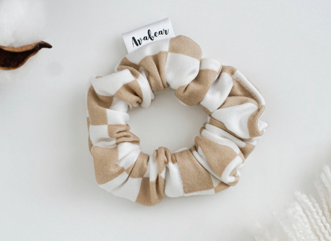 Beige Check // mini scrunchie