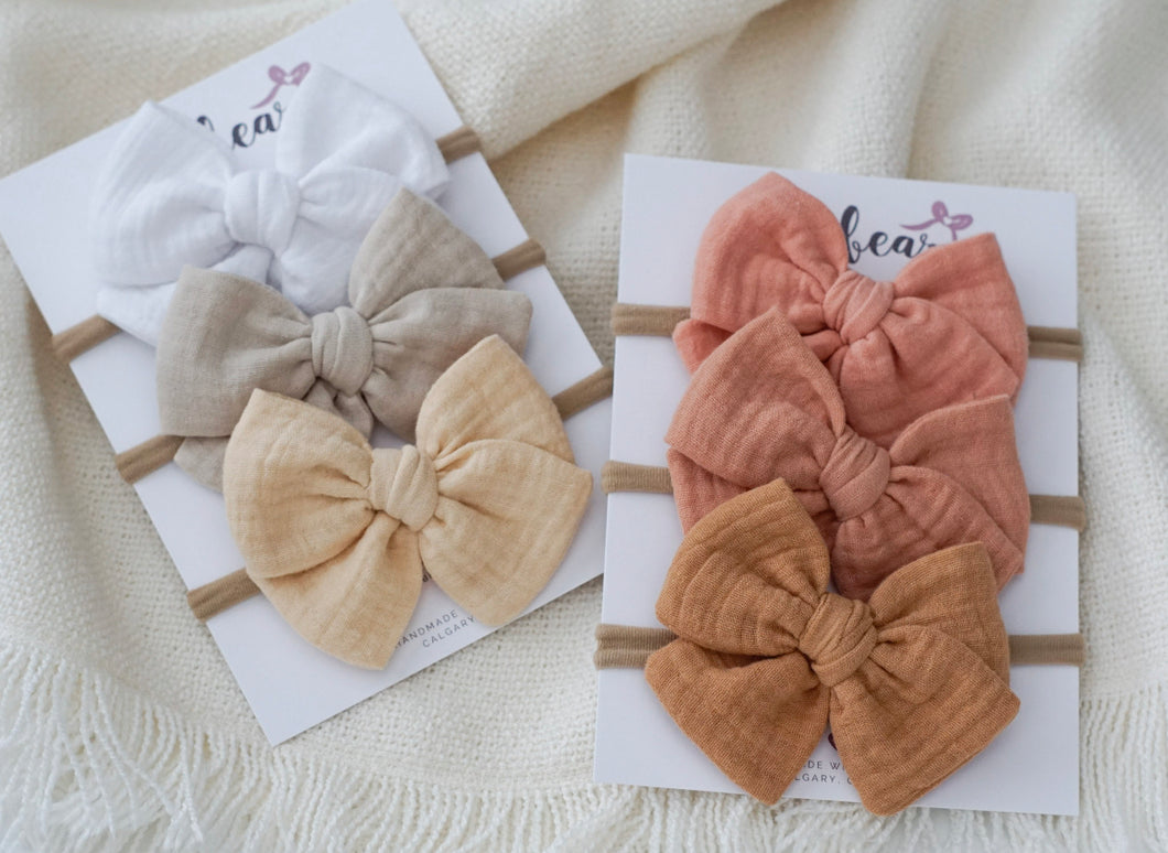 All 6 double gauze bows