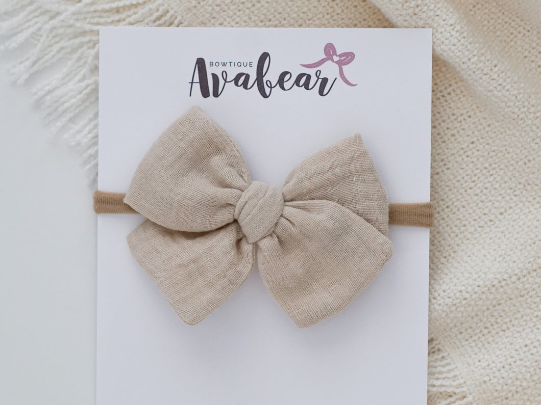 Almond // double gauze bow