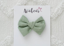 Load image into Gallery viewer, Sage Linen // midi bow