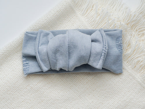 Distressed Light Wash // wrap