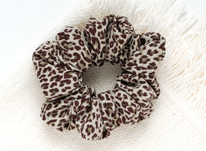 Soft leopard // full size scrunchie