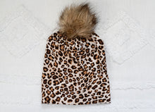 Load image into Gallery viewer, Modern Leopard w brown pom // toque